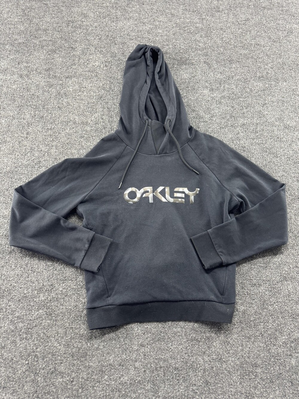 Oakley Hoodie Mens Small Black Performance Fit Logo Pullover Fleece Sweatshirt
